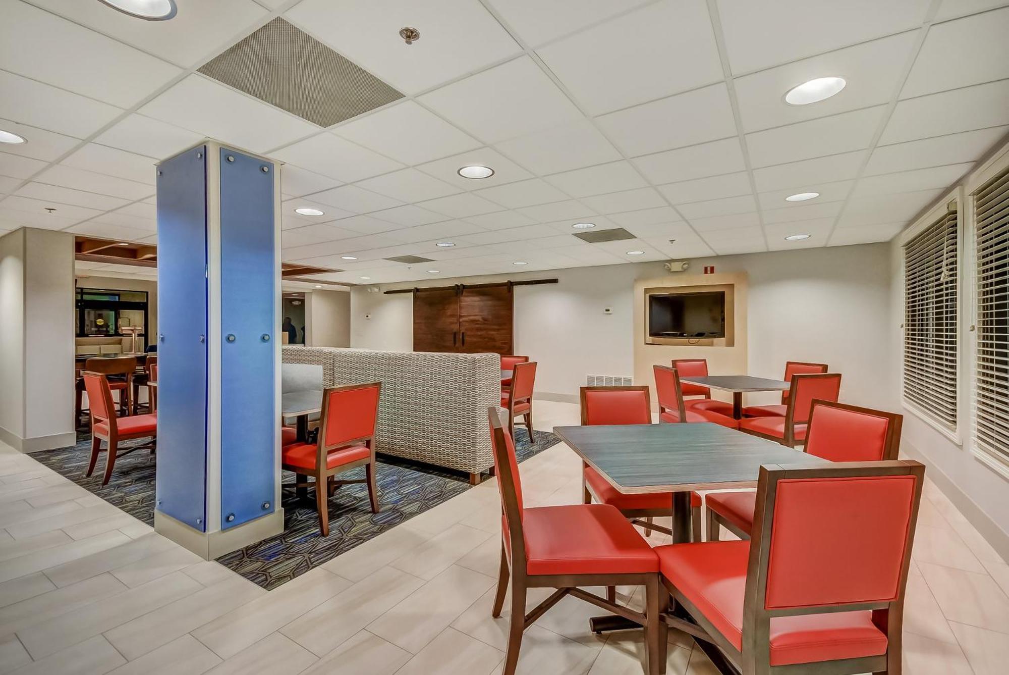 Holiday Inn Express & Suites Greenville Airport I85 By Ihg Eksteriør bilde
