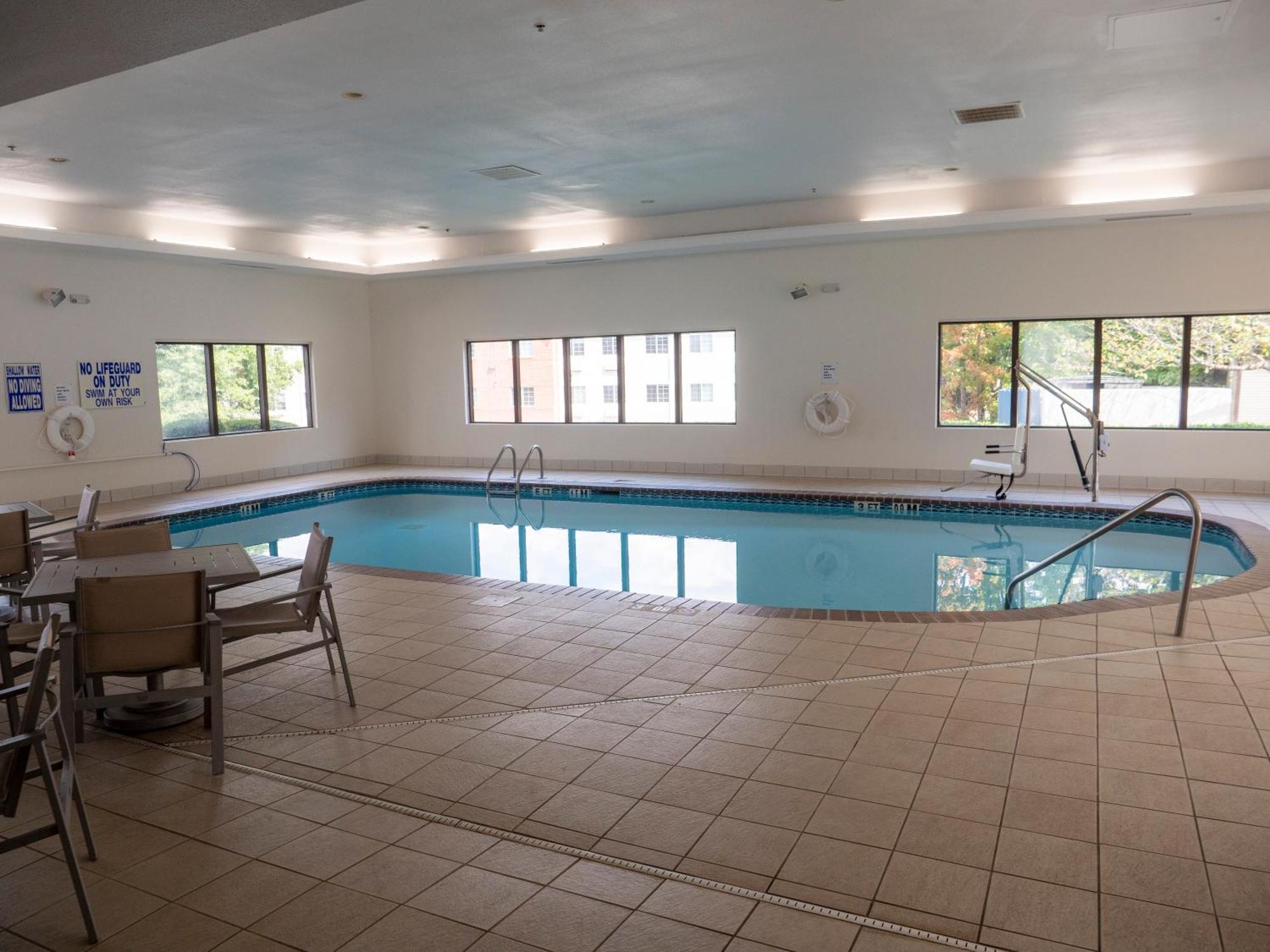 Holiday Inn Express & Suites Greenville Airport I85 By Ihg Eksteriør bilde
